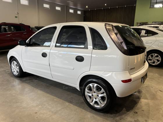 CHEVROLET CORSA 1.4 MPFI MAXX 8V FLEX 4P MANUAL CHEVROLET CORSA 1.4 MPFI MAXX 8V FLEX 4P MANUAL